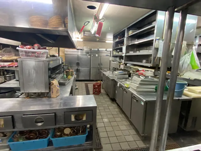 作業員2名以上お見積り後の追加料金無し！2名以上でお伺い。なんでもご相談くださいサービスの画像