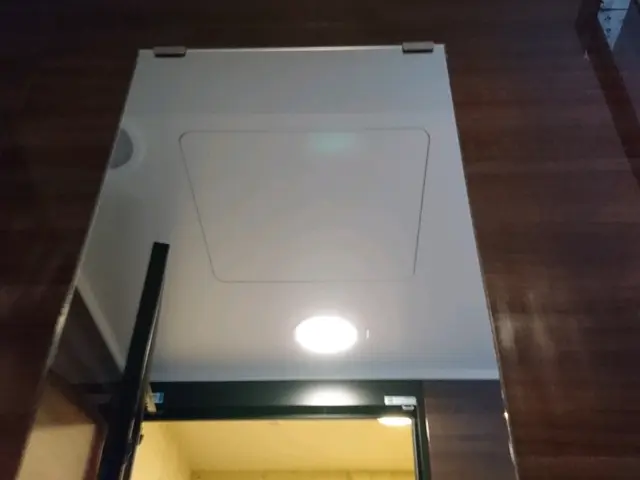 鏡のウロコ取り無料サービス中！！！サービスの画像