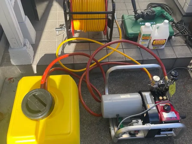 業歴28年以上のスタッフが対応！実績と経験には自信有り！シロアリ防除施工士資格！サービスの画像