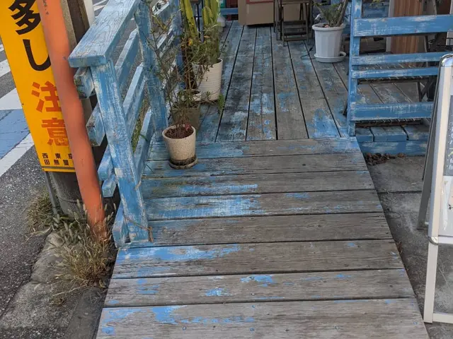 ウッドデッキの塗り替えお任せ下さい！サービスの画像