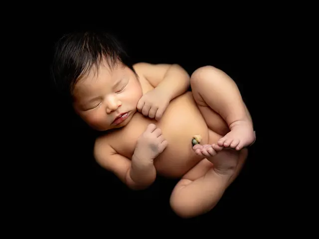 日本セーフティー資格保有ママフォトグラファーによるシンプルで上質なニューボーン