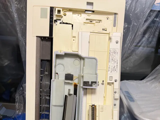 家庭用天井埋込みエアコンサービスの画像