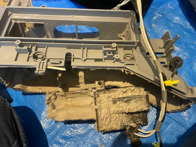 家電クリーニングのプロが汚れ詰まり解消します！サービスの画像