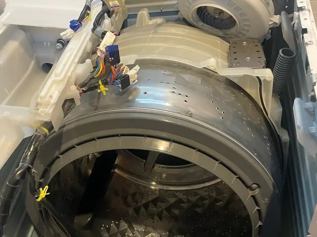 家電クリーニングのプロが汚れ詰まり解消します！サービスの画像