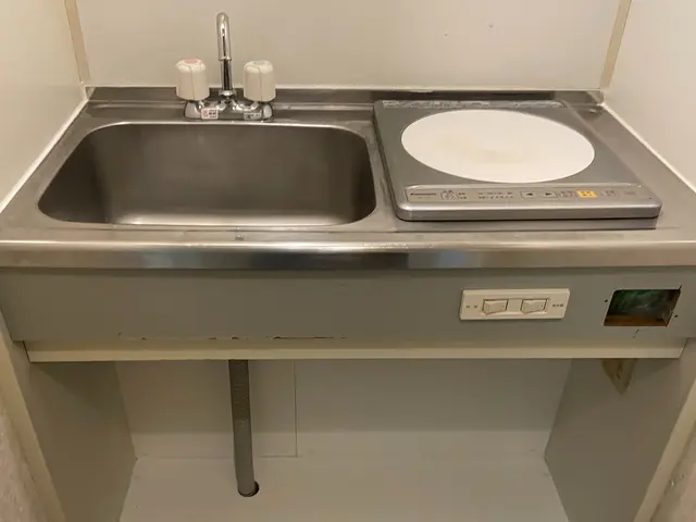 【WAX無料・エアコン内部洗浄込み】入退去後の原状回復サービスの画像