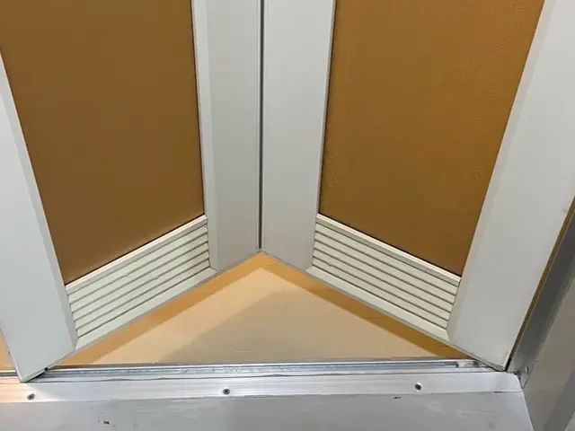 【WAX無料・エアコン内部洗浄込み】入退去後の原状回復サービスの画像