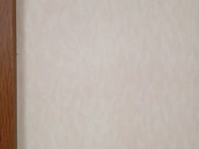 お子さんが壁やクロスに描いた、ボールペンの落書き跡もお任せ下さい！サービスの画像