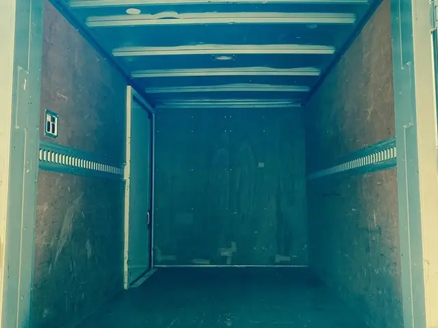 不用品回収のやすらくサービスの画像