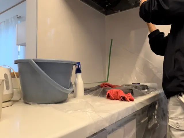 クリーニング歴１8年以上の『仲良し親子』のプロがお伺いいたしますサービスの画像