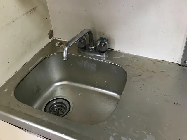 クリーニング歴１8年以上の『仲良し親子』のプロがお伺いいたしますサービスの画像