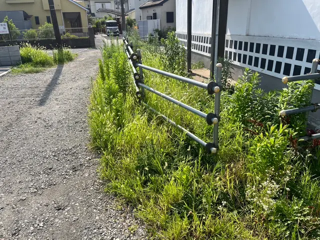 個人邸から駐車場などの広い範囲まで承りますサービスの画像