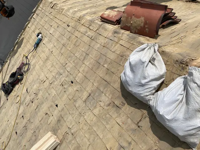 【完全自社施工☆損害保険加入済み】女性スタッフも活躍中◎大手での経験もあります！サービスの画像