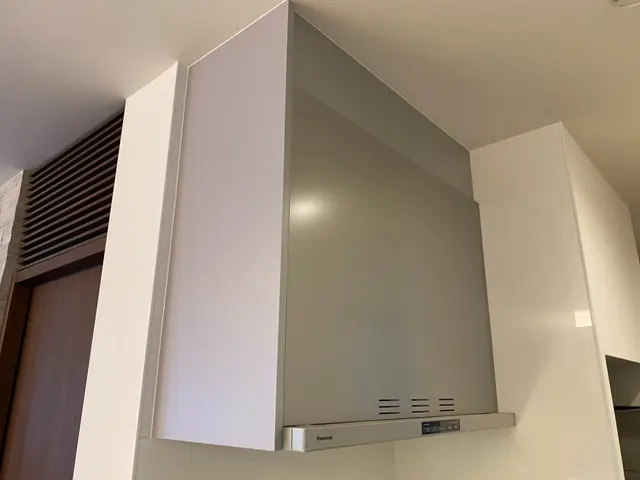 【期間限定】フードのしつこい油汚れを落とします！1箇所13,500円です！サービスの画像