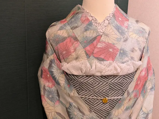 ブライダル着付け師・1級着付技能師資格あり　10年以上の経験にて、安心の技術を！