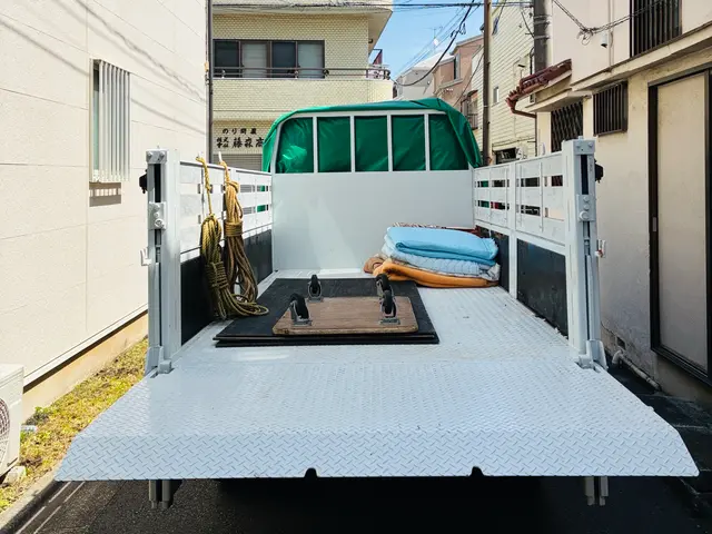 プロの技術でご満足いただけるように心を込めて作業いたしますサービスの画像