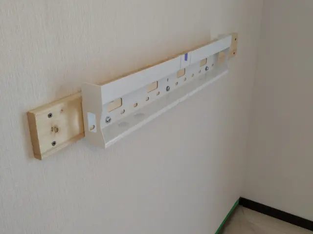 事前に現地打合せも可能です。環境に合った金具や下地、配線隠蔽で納得の仕上がり！サービスの画像