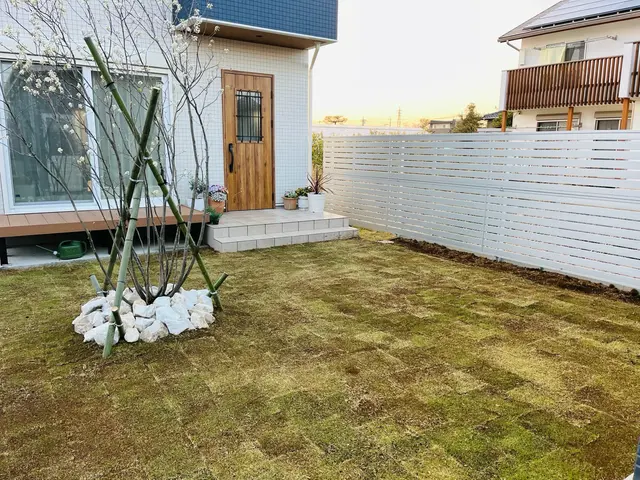 【越谷発】高級飲食店、高級車販売店、庭園など、植栽経験豊富です。サービスの画像