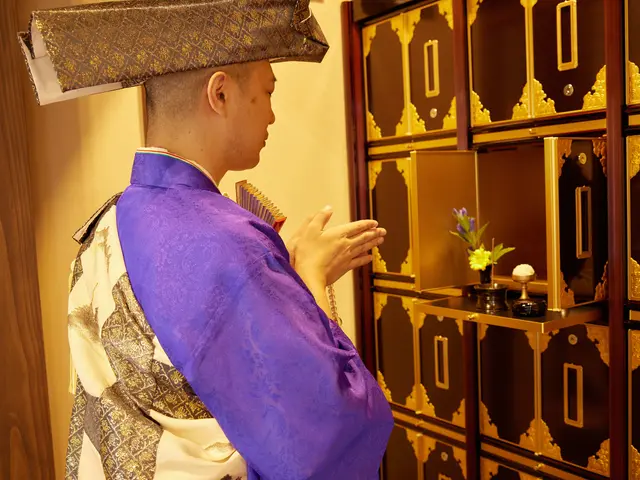 【浄土宗】兵庫・大阪　実績25年の住職が神戸市よりお伺います〇葬儀導師〇クレカ可サービスの画像