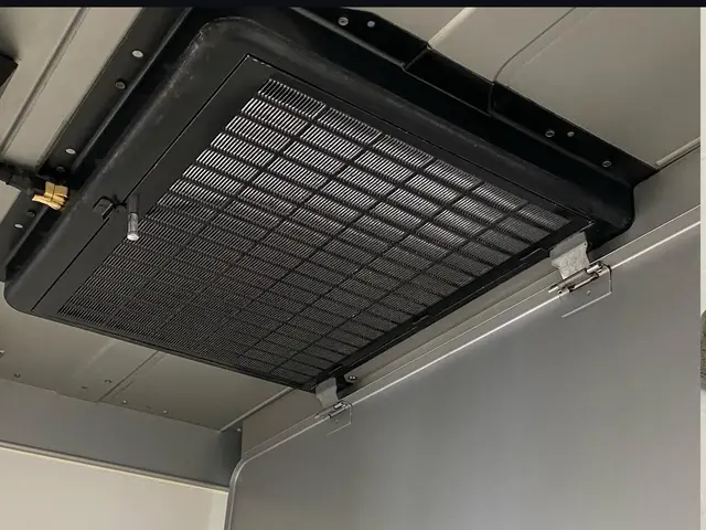 「吸い込みが悪い？ベタベタする？それ、プロの出番です。」サービスの画像