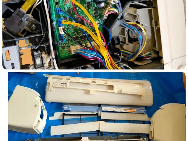 お掃除ロボ付きエアコンでもクリーニンが必要です。分解洗浄で綺麗な空気を！サービスの画像