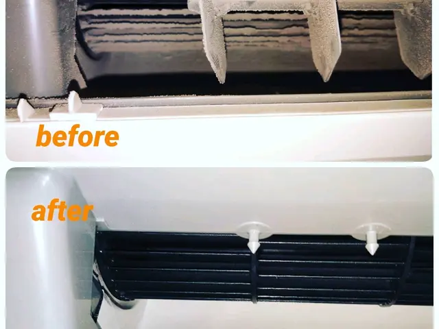 お掃除ロボ付きエアコンでもクリーニンが必要です。分解洗浄で綺麗な空気を！サービスの画像