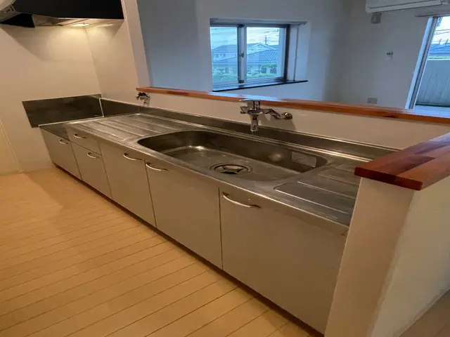 時間指定での対応可能です　経験富なスタッフが対応　安心の自社施工ですサービスの画像