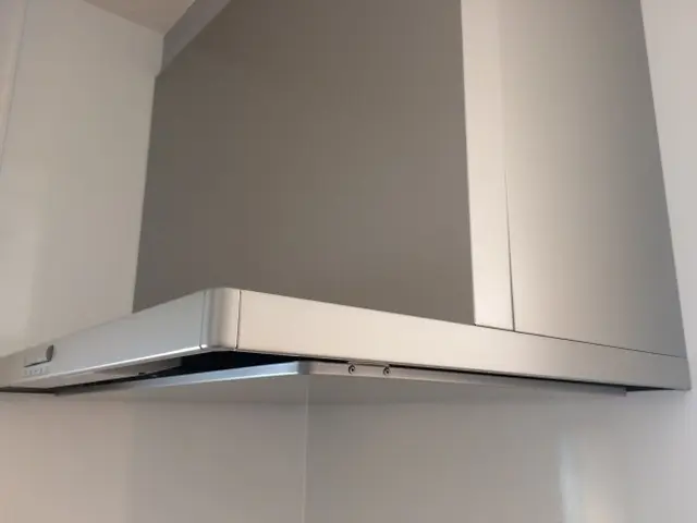 【岩手エリア】油汚れ専用強力洗剤使用！プロの技術で徹底的に油汚れを落とす。サービスの画像