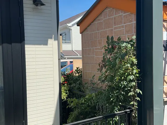 【損害保険加入済】女性スタッフの同行可能◎20〜30mの木も伐採可能サービスの画像