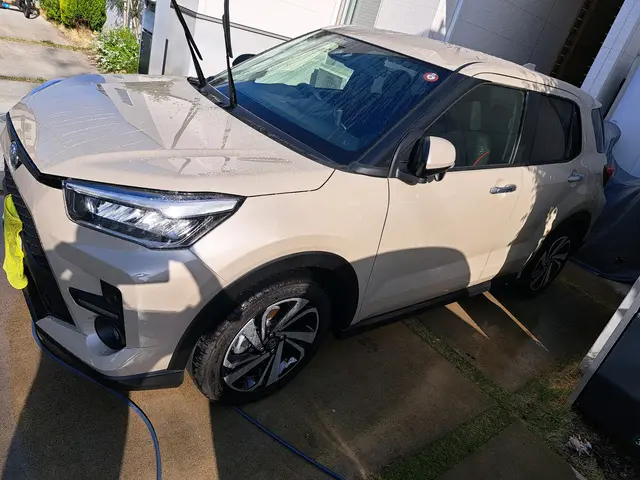 シャンプー手洗い洗車&簡易コーティング施工！コーティングの補修にも最適！サービスの画像