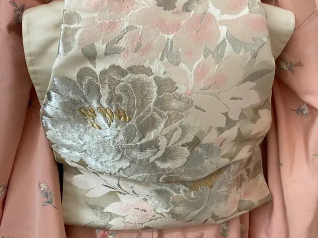 出張着付け　ヘアセット込みサービスの画像