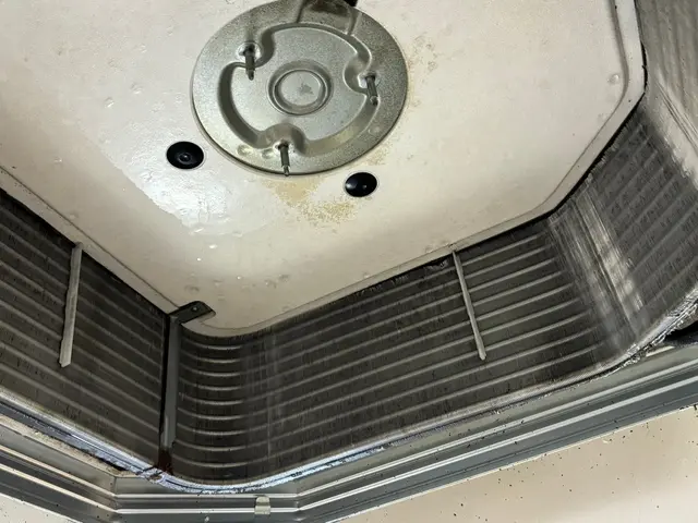 ビジネス施設も得意なエアコンクリーニング専門店サービスの画像