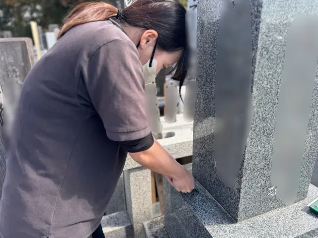 ◎汚れに合った掃除方法でお墓を綺麗に！安心＆満足のお墓クリーニングサービスの画像