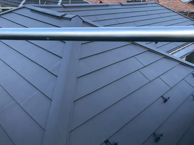 【保証工事で安心を】国家資格者が行う屋根工事！サービスの画像