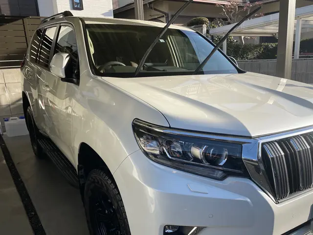 いつでもどこでも出張洗車にお伺い致します。水道、電気お借りしません。サービスの画像