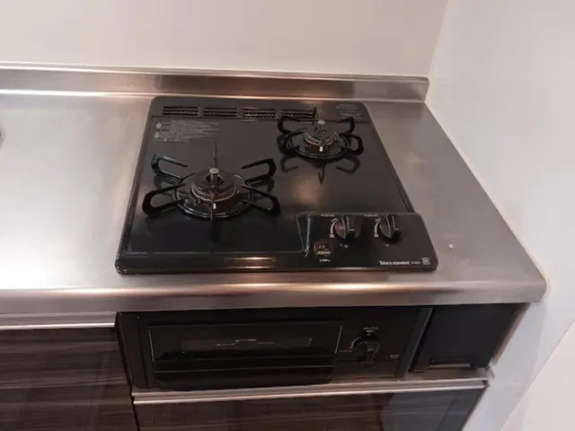 明朗会計で追加料金なし、プロの技術でキッチンやシンク周りをピカピカに。サービスの画像