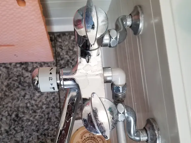 浴室、シャワー混合栓交換サービスの画像