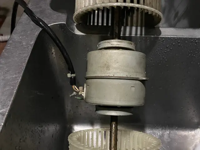 25年以上実績プロの技術でご満足いただけるように心を込めて作業いたしますサービスの画像