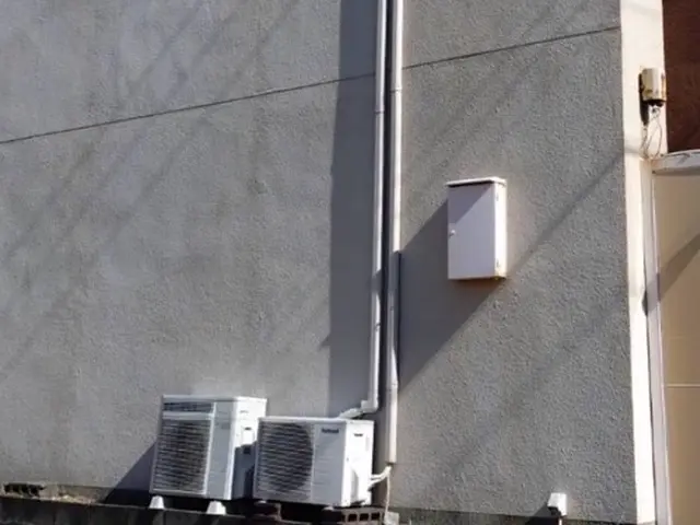 エアコン工事の事は是非当社へお願いします。家電量販店とも契約し施工しています。サービスの画像