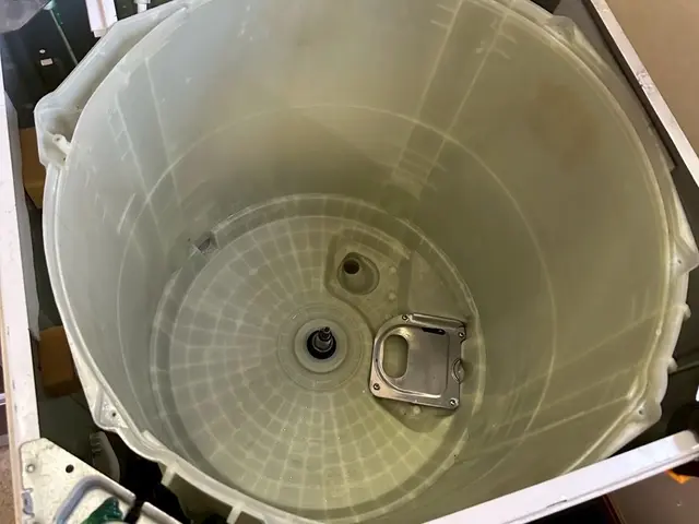 洗濯機内部まで徹底洗浄｜兵庫県対応クリーニングサービスの画像