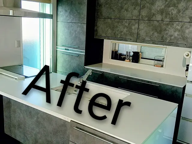 貼るだけで激変！化粧フィルムでキッチンの雰囲気を変えませんか？サービスの画像