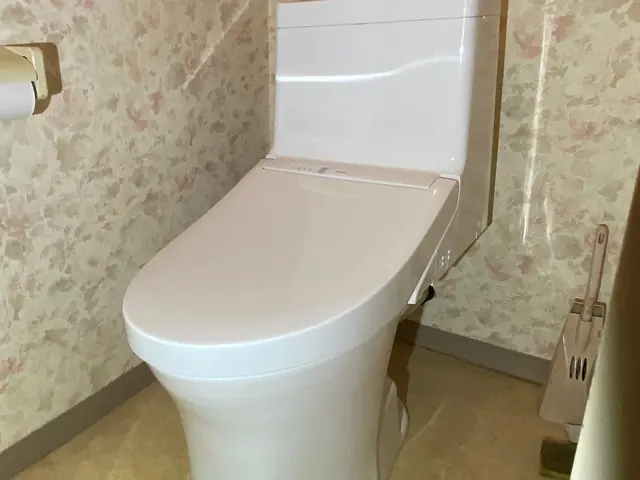 快適なレストルームにリフォームしませんか(^.^)どんなトイレでも対応いたしますサービスの画像