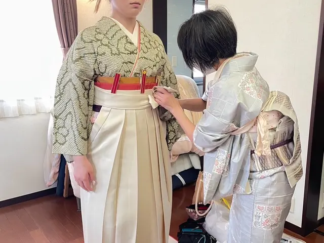 【ヘアアレンジ付き】高い技術を心を込めて　あなたの特別な日を彩る着付けのプロ