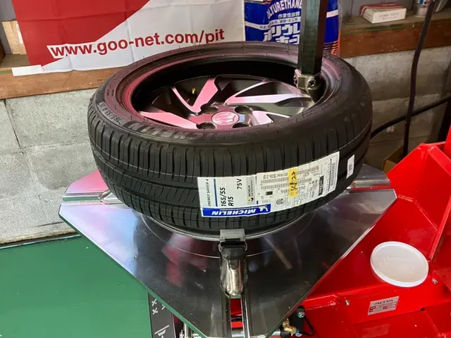 タイヤ交換サービスの画像