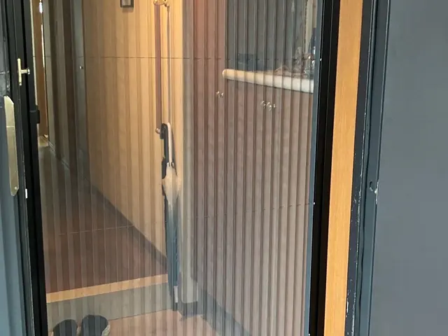 網戸の取り付け、新設、交換、調整致します！サービスの画像