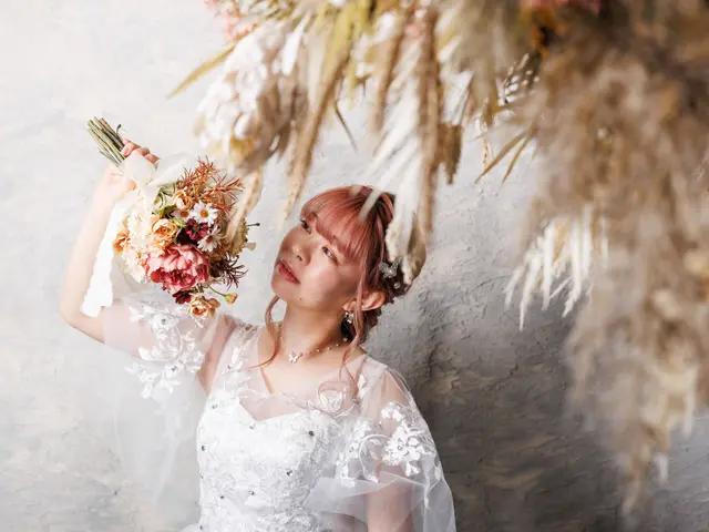 【元大手結婚式場専属写真室勤務◎】永遠の誓いを光に刻む。☆約100枚全てレタッチ