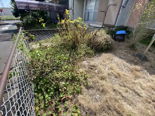 防草シート施工で雑草とはおさらば！！サービスの画像