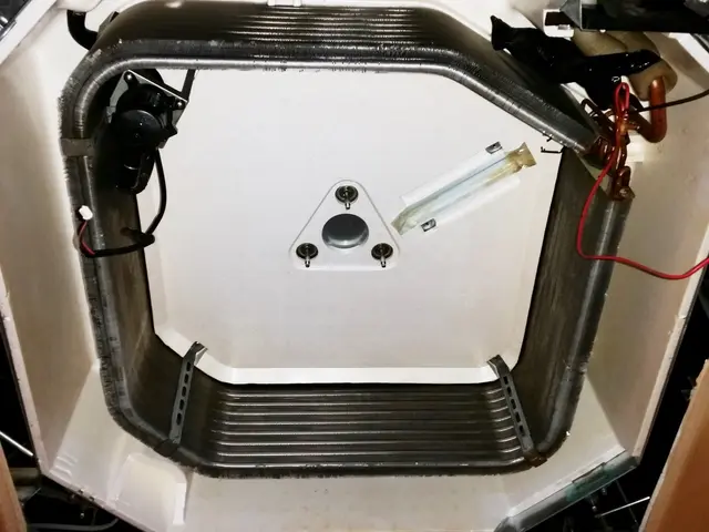 【19年の実績】天井埋込エアコンを丁寧に分解高圧洗浄!抗菌コート無料!台数割引有サービスの画像