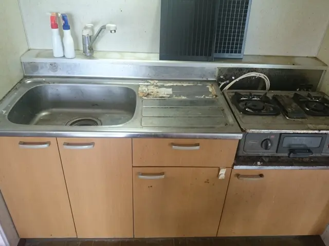 旭川のキッチンクリーニング シンクの水垢、調理機器周りの油汚れがキレイにリセットサービスの画像