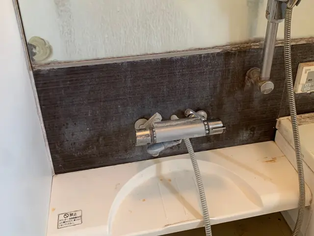 ★店長本人がお伺いします★【浴室鏡研磨無料サービス】【駐車場代金全額弊社負担】サービスの画像