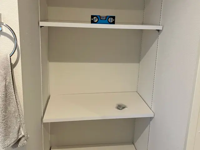 お任せください。建築知識のあるものが取り付けます。下地チェック万全に行います。サービスの画像